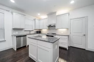 Photo #6: 21120543 Listing 