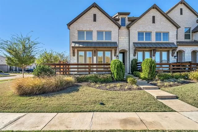 MLS: 21121164 Condo For Sale