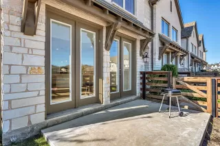 Photo #5: 21121164 Listing