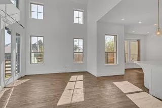 Photo #6: 21121164 Listing