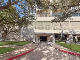 Photo #5: 21121297 Listing 