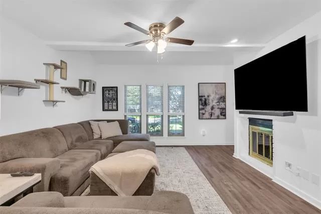 MLS: 21121399 Condo For Sale