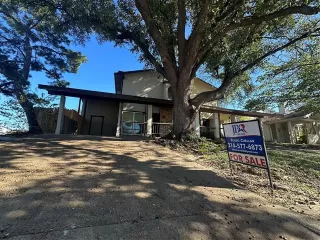 Photo #2: 21121787 Listing