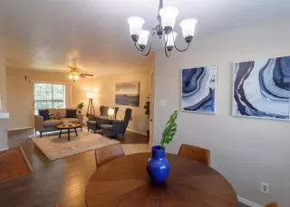 Photo #5: 21121796 Listing 