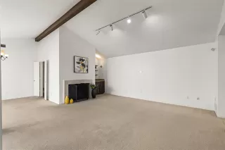 Photo #4: 21121909 Listing 