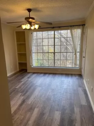 Photo #6: 21122170 Listing