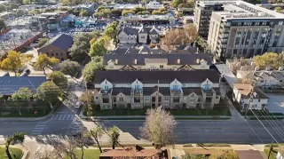 Photo #6: 21122362 Listing 