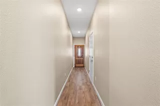 Photo #2: 21122773 Listing 