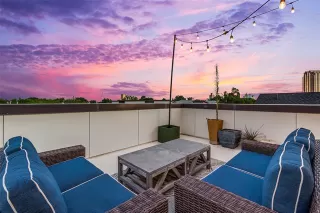 Photo #2: 21122917 Listing 