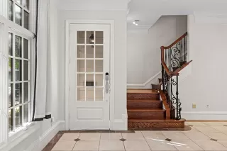 Photo #3: 21122923 Listing 