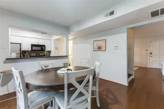 Photo #4: 21122938 Listing