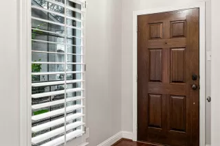 Photo #4: 21123412 Listing