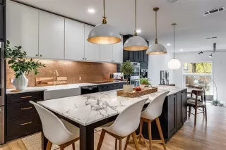 Photo #3: 21123474 Listing