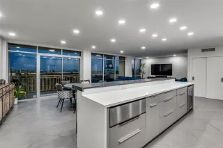 Photo #5: 21123746 Listing 