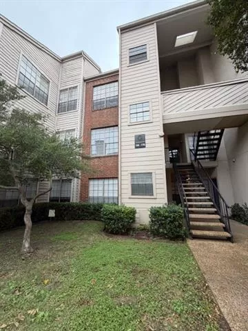 MLS: 21123886 Condo For Sale