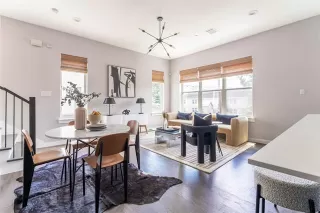 Photo #3: 21123919 Listing 