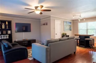 Photo #6: 21124300 Listing 