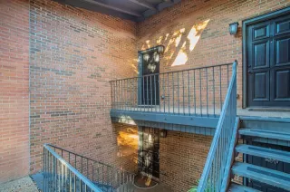 Photo #2: 21124303 Listing 