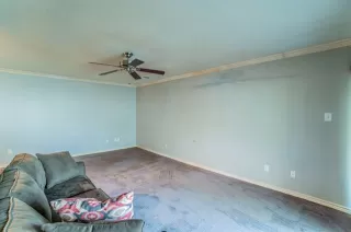 Photo #5: 21124303 Listing 