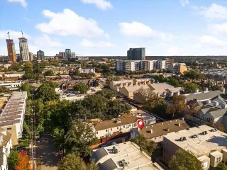 Photo #4: 21124409 Listing 