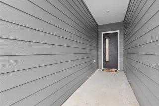 Photo #6: 21124624 Listing