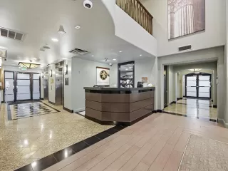 Photo #4: 21124630 Listing 