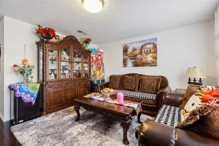 Photo #4: 21124666 Listing