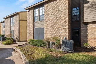 Photo #2: 21125058 Listing 