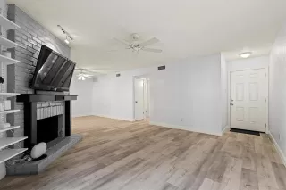 Photo #6: 21125058 Listing 