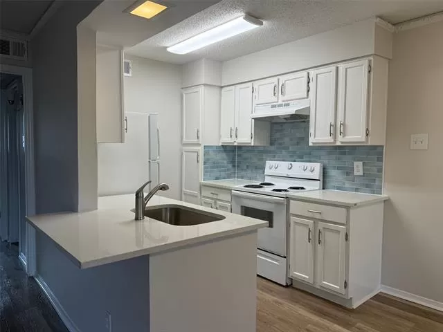 MLS: 21125063 Condo For Sale