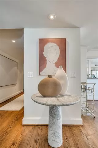 Photo #4: 21125841 Listing 