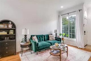 Photo #4: 21126294 Listing 