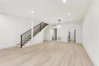 Photo #5: 21127162 Listing 