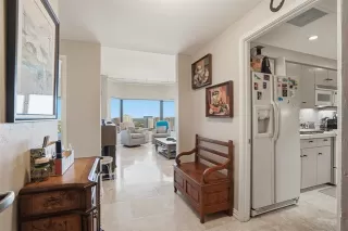 Photo #2: 21128110 Listing