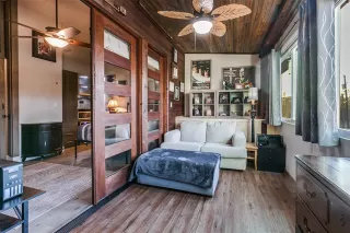 Photo #5: 21128134 Listing 