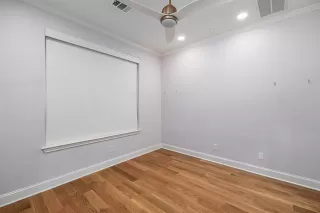 Photo #5: 21128322 Listing