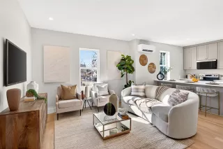 Photo #2: 21129139 Listing