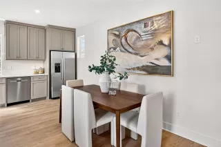 Photo #5: 21129139 Listing