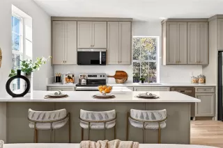 Photo #6: 21129139 Listing