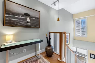 Photo #5: 21129243 Listing