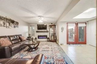 Photo #6: 21129495 Listing