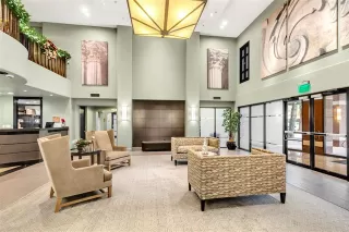 Photo #5: 21129562 Listing