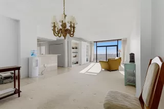 Photo #3: 21130005 Listing