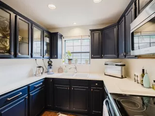 Photo #2: 21130446 Listing 