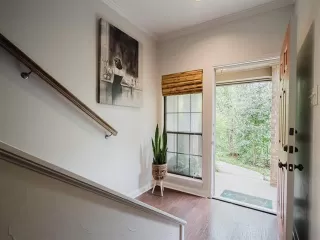 Photo #6: 21130446 Listing 