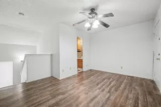 Photo #6: 21130823 Listing