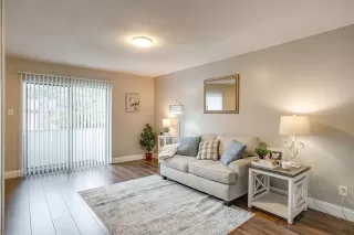 Photo #4: 21131060 Listing 