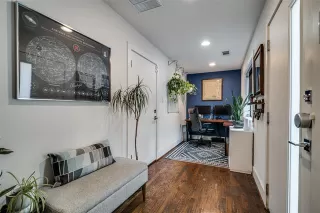 Photo #4: 21131110 Listing 