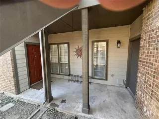 Photo #3: 21131323 Listing