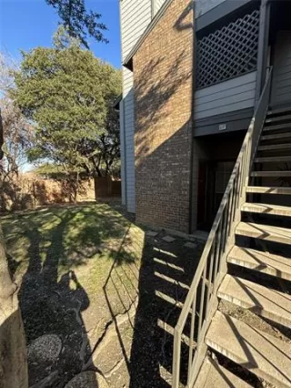 Photo #5: 21131323 Listing